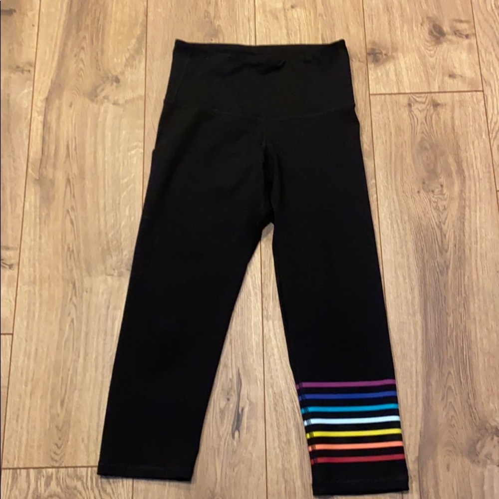 Old Navy active go dry®️ Capri tights